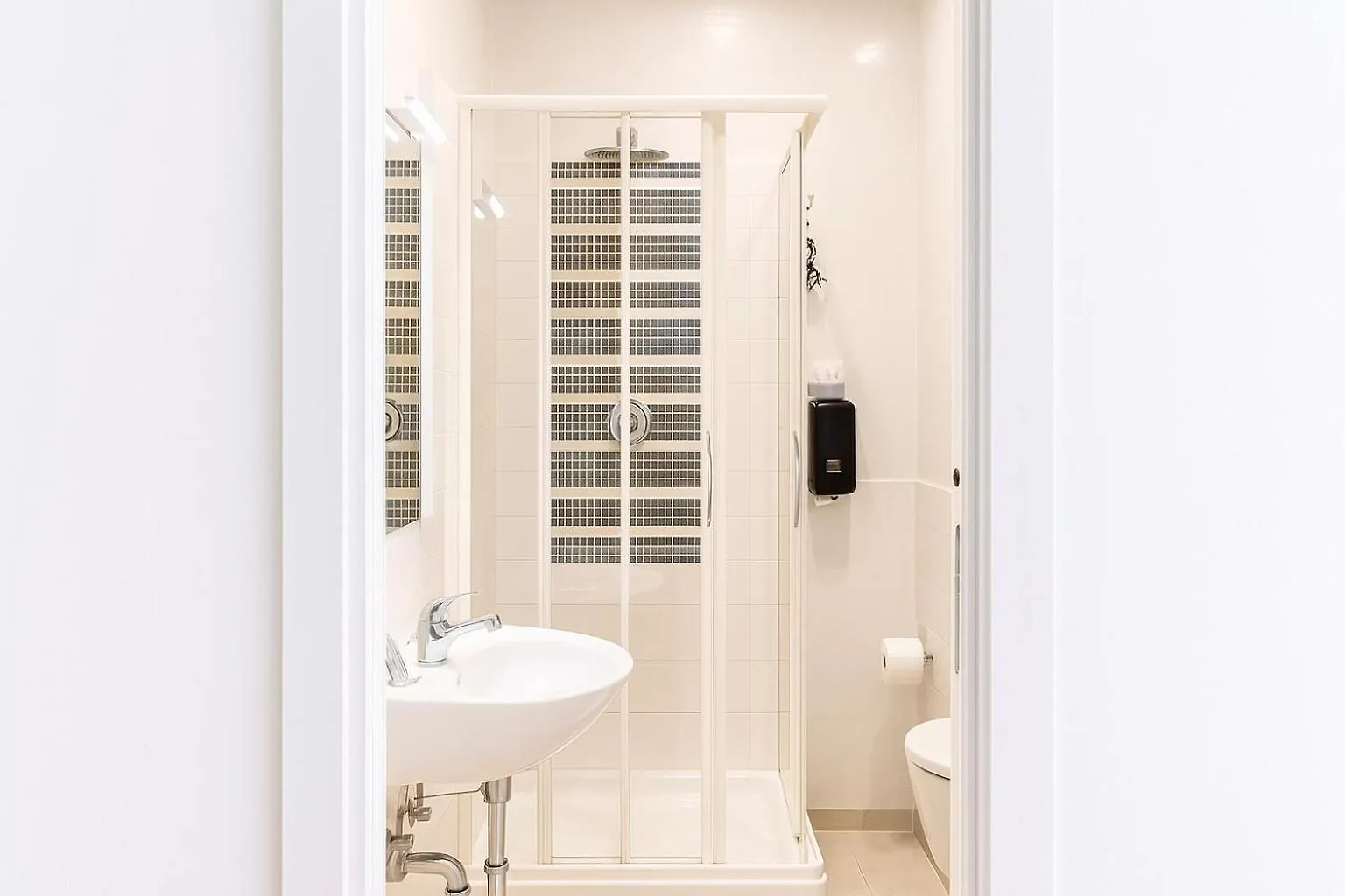 Roma Talenti Breme B&B