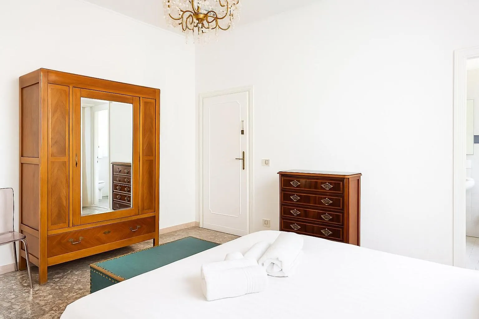 Bed & Breakfast Roma Talenti Breme B&B