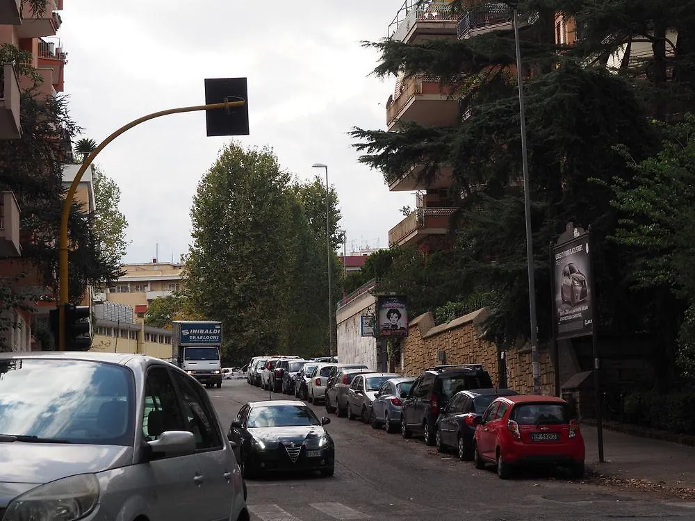 Bed & Breakfast Roma Talenti Breme B&B