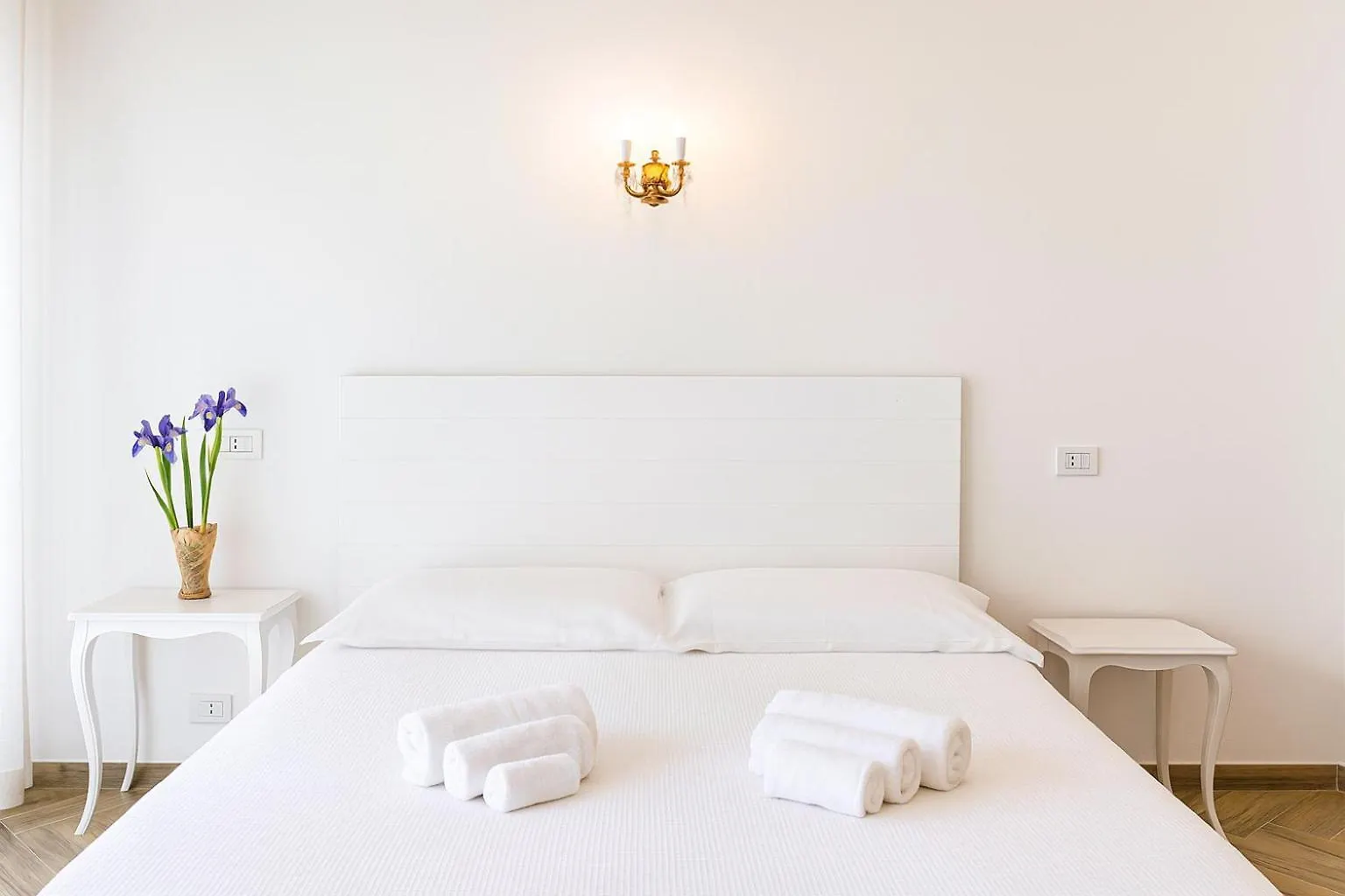 Bed & Breakfast Roma Talenti Breme B&B