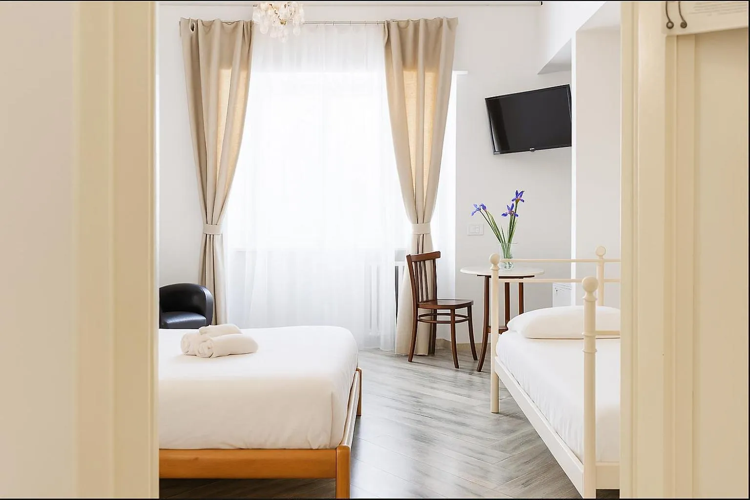 Roma Talenti Breme B&B 2*,  Italia