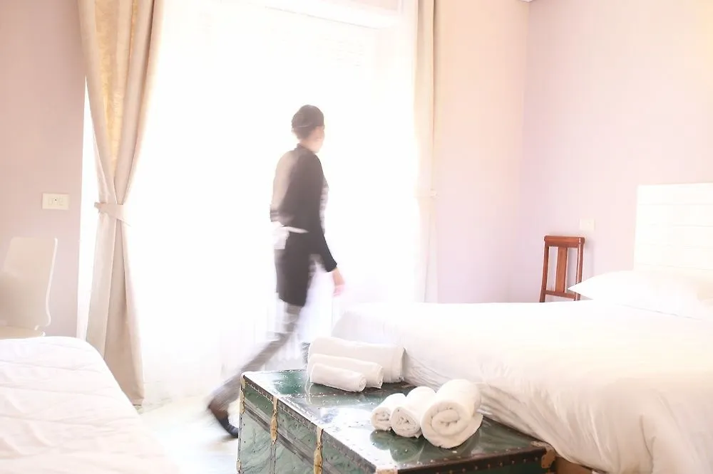 Roma Talenti Breme B&B