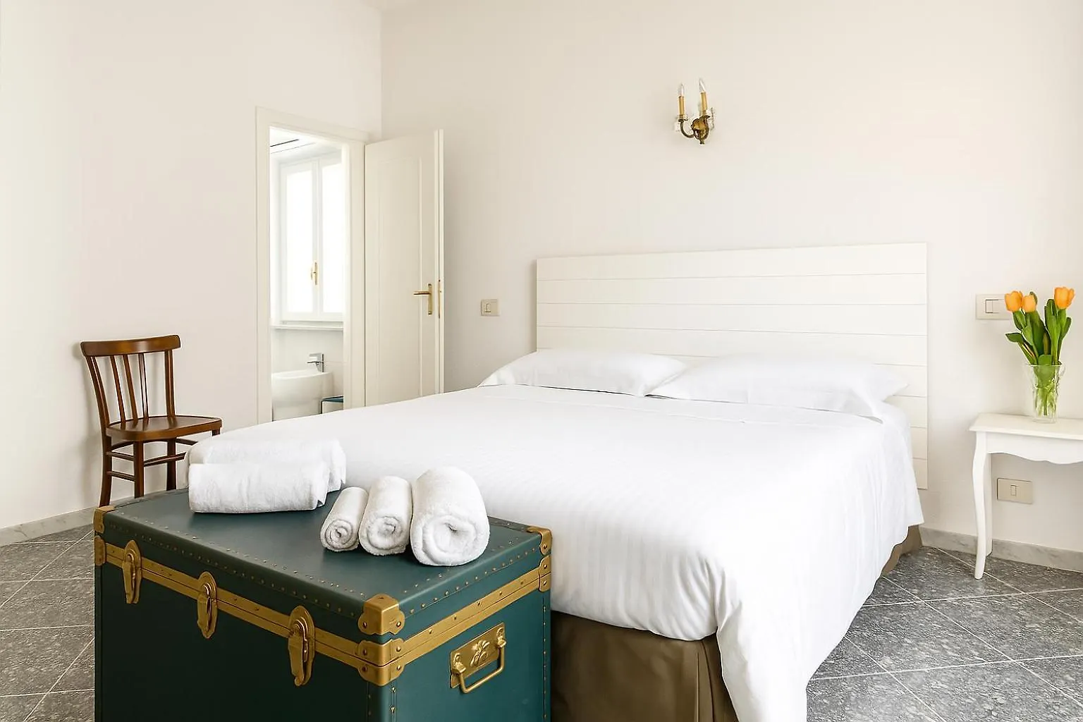 Roma Talenti Breme B&B Rom