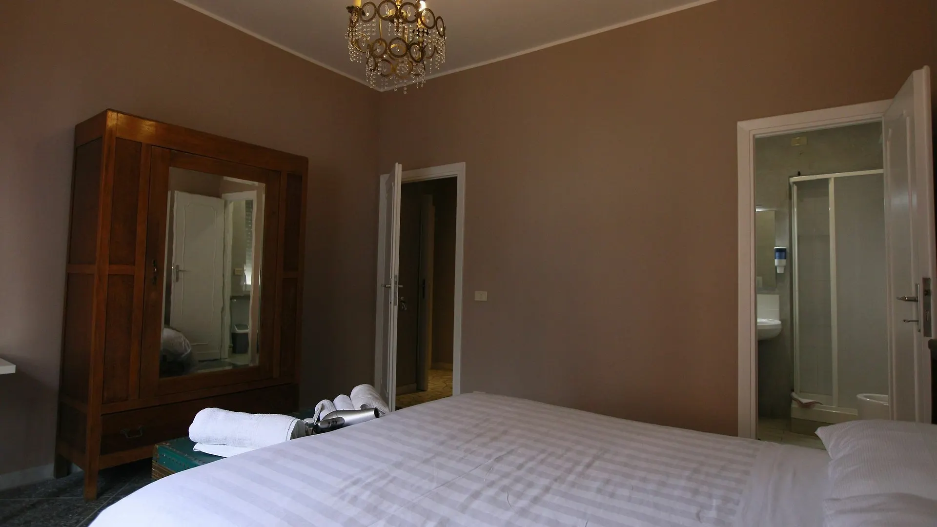 Roma Talenti Breme B&B Italien